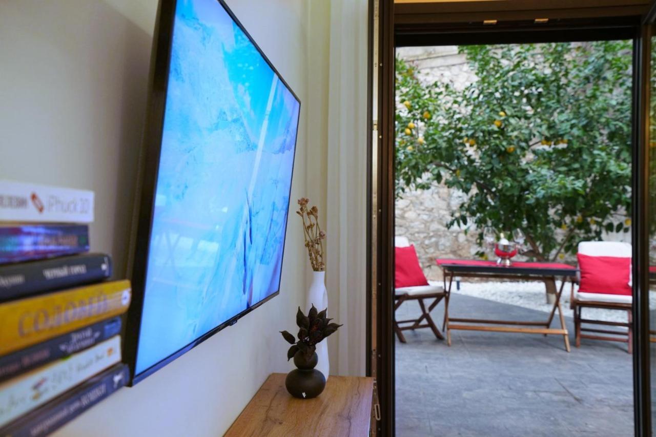 P Faliro Riviera Suite Athen Eksteriør bilde
